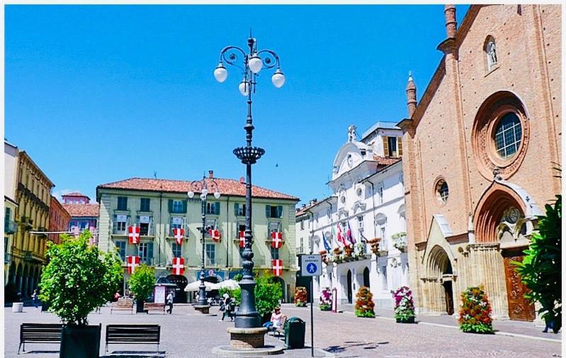Ferienwohnung Comecasa Cavour Asti Exterior foto